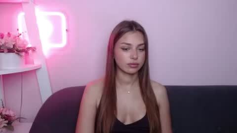 milanaangelas online show from 19, 7, 2026