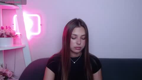 milanaangelas online show from 31, 7, 2026