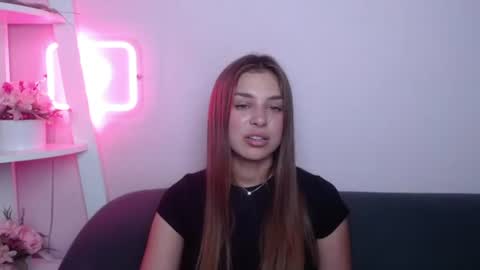 milanaangelas online show from 3, 8, 2026