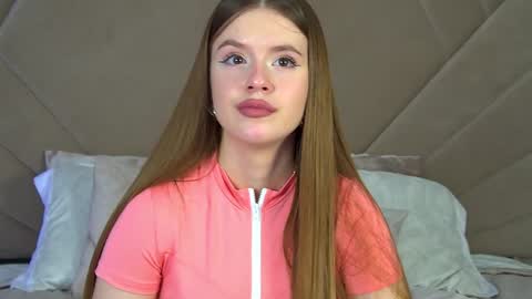 MilanaBalmain online show from 3, 2, 2025