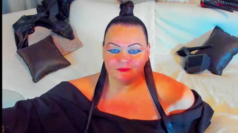 Lana online show from 4, 12, 2024