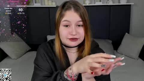 Snapshot of milanaxhoney chatting on 19, 3, 2026 milanaxhoney online show from 19, 3, 2026