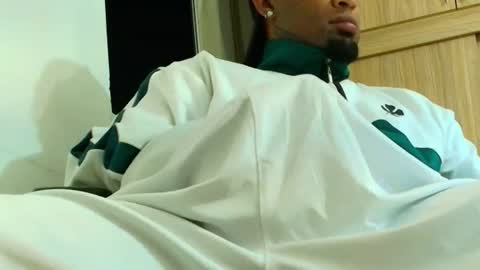 Snapshot of milanbigdick777 chatting on 21, 6, 2026 milan online show from 21, 6, 2026
