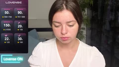 Mila online show from 12, 9, 2025