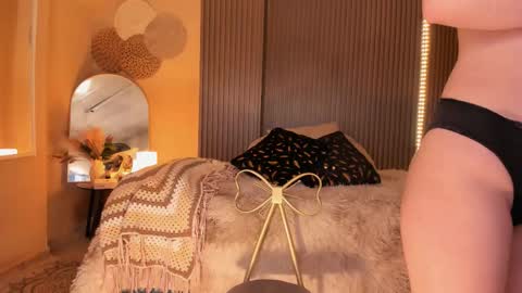 aya online show from 27, 11, 2025