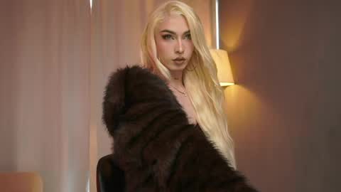 Snapshot of milansantana24 chatting on 13, 5, 2026 MILAN SANTANA online show from 13, 5, 2026