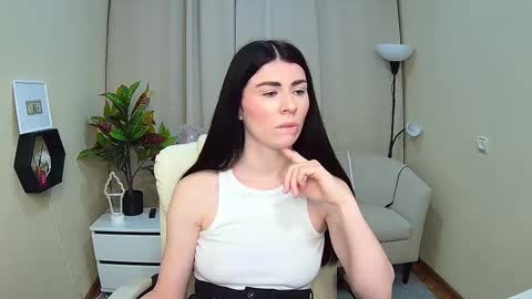 Snapshot of milasecretsss chatting on 7, 3, 2026 milasecretsss online show from 7, 3, 2026