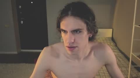 Snapshot of milaslovv chatting on 8, 6, 2026 Mila online show from 8, 6, 2026