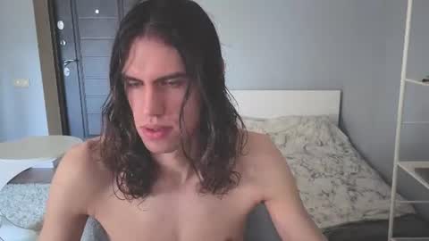 Snapshot of milaslovv chatting on 18, 6, 2026 Mila online show from 18, 6, 2026