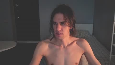 Snapshot of milaslovv chatting on 9, 7, 2026 Mila online show from 9, 7, 2026
