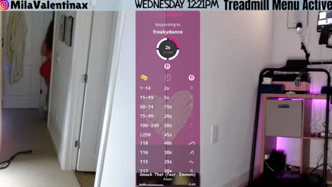 Mila Valentina online show from 4, 3, 2026