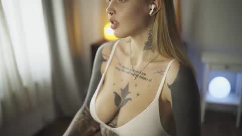 Snapshot of mileeena chatting on 4, 7, 2026 M Telegram mamagotachannel online show from 4, 7, 2026