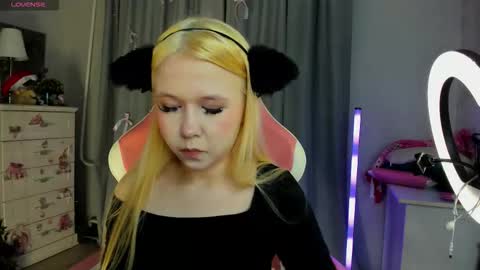 Mia online show from 9, 2, 2026