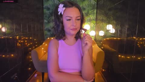 Snapshot of milena_mellow chatting on 27, 12, 2024 Milena online show from 27, 12, 2024