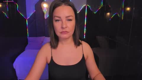 Snapshot of milena_mellow chatting on 10, 10, 2025 Milena online show from 10, 10, 2025