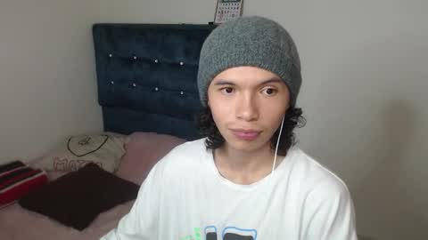 Snapshot of milesxoxo6969 chatting on 18, 10, 2025 milesxoxo6969 online show from 18, 10, 2025