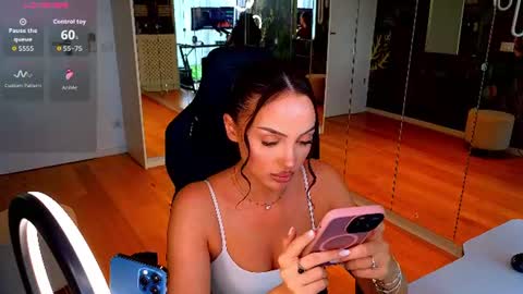 Snapshot of mileysin chatting on 10, 7, 2026 Miley Sin online show from 10, 7, 2026