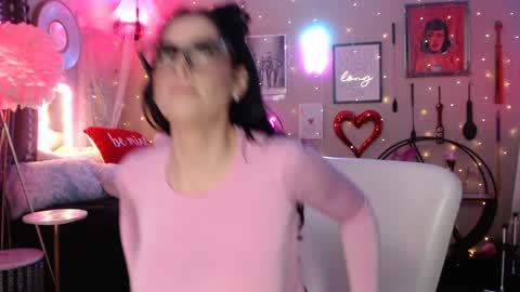 Snapshot of milf_lacey chatting on 15, 1, 2025 Milf Lacey online show from 15, 1, 2025