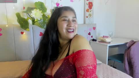 Snapshot of milf_latinn chatting on 24, 10, 2025 milf latinn online show from 24, 10, 2025