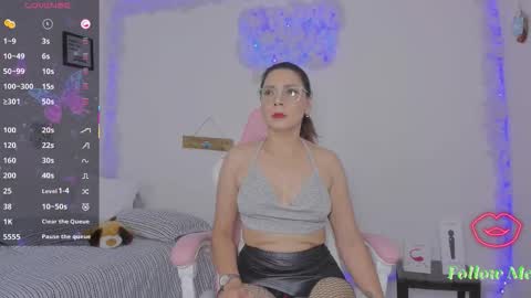 Aura  online show from 16, 3, 2026