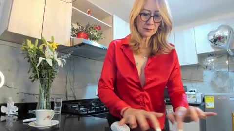 Snapshot of milfashley chatting on 26, 1, 2025 ASHLEY online show from 26, 1, 2025