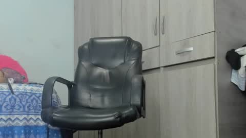 Snapshot of milff_danielaa chatting on 9, 2, 2025 Daniela  online show from 9, 2, 2025