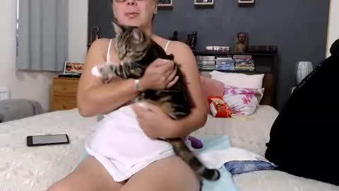 Snapshot of milfyanddaddy chatting on 16, 6, 2026 milfyanddaddy online show from 16, 6, 2026
