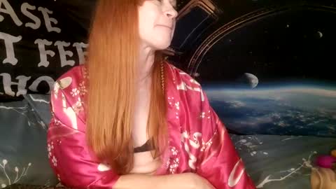 Mia online show from 16, 2, 2025