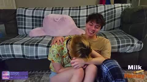 MilkandHoney online show from 5, 11, 2025