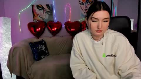 Snapshot of milki_wey chatting on 8, 2, 2026 Mila online show from 8, 2, 2026