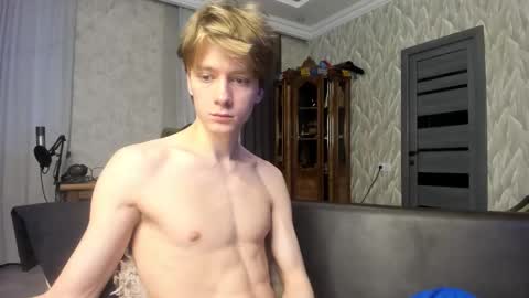 Snapshot of milkiwy chatting on 8, 2, 2026 Isaac online show from 8, 2, 2026