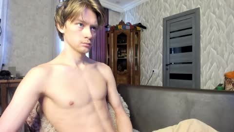 Snapshot of milkiwy chatting on 11, 3, 2026 Isaac online show from 11, 3, 2026