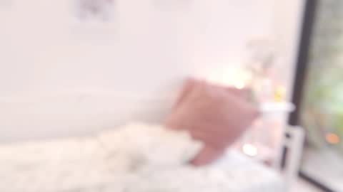 milky_0 online show from 4, 7, 2026