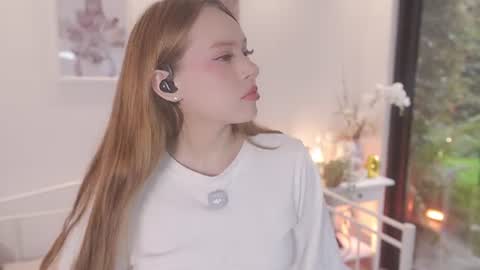 milky_0 online show from 9, 7, 2026