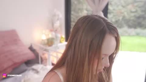 milky_0 online show from 20, 7, 2026