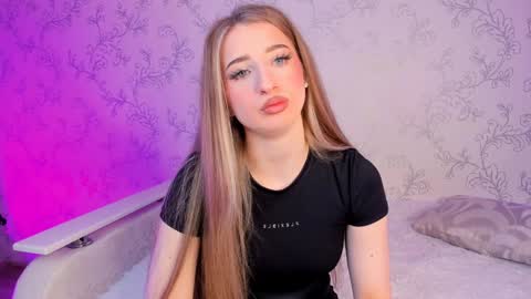 Vivian online show from 29, 12, 2024