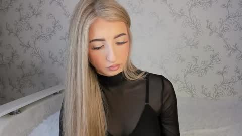 Vivian online show from 26, 1, 2025