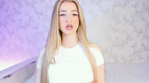 Vivian online show from 7, 2, 2025