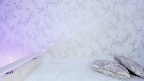 Vivian online show from 20, 2, 2025