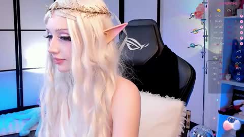 milky cute online show from 1, 2, 2026