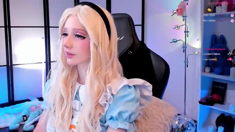 milky cute online show from 6, 2, 2026