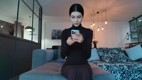 milla bella online show from 7, 3, 2026