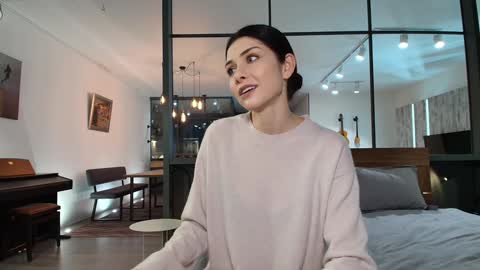 milla bella online show from 10, 3, 2026