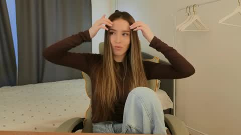 Snapshot of milla_bellaa chatting on 23, 3, 2026 Eva online show from 23, 3, 2026