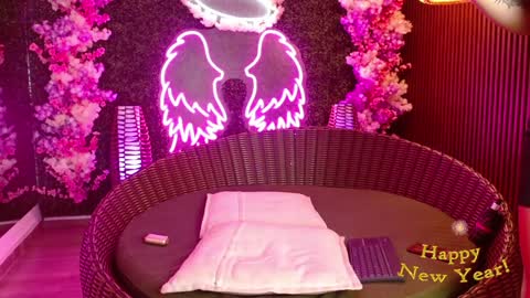 MILLA online show from 31, 12, 2024