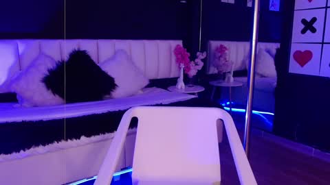 MILLA online show from 27, 2, 2025