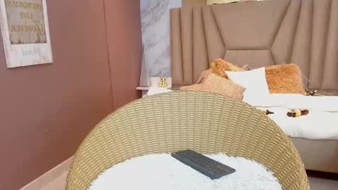 MILLA online show from 28, 2, 2025