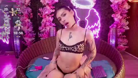 MILLA online show from 21, 10, 2025