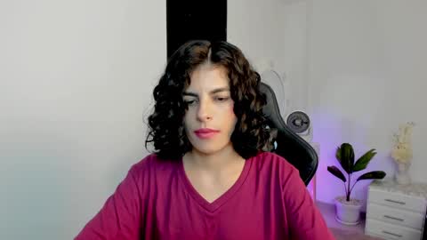 Snapshot of milla_pixxie chatting on 19, 12, 2024 Milagros online show from 19, 12, 2024