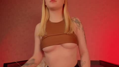 Snapshot of milla_remmy chatting on 15, 9, 2025 Milla online show from 15, 9, 2025